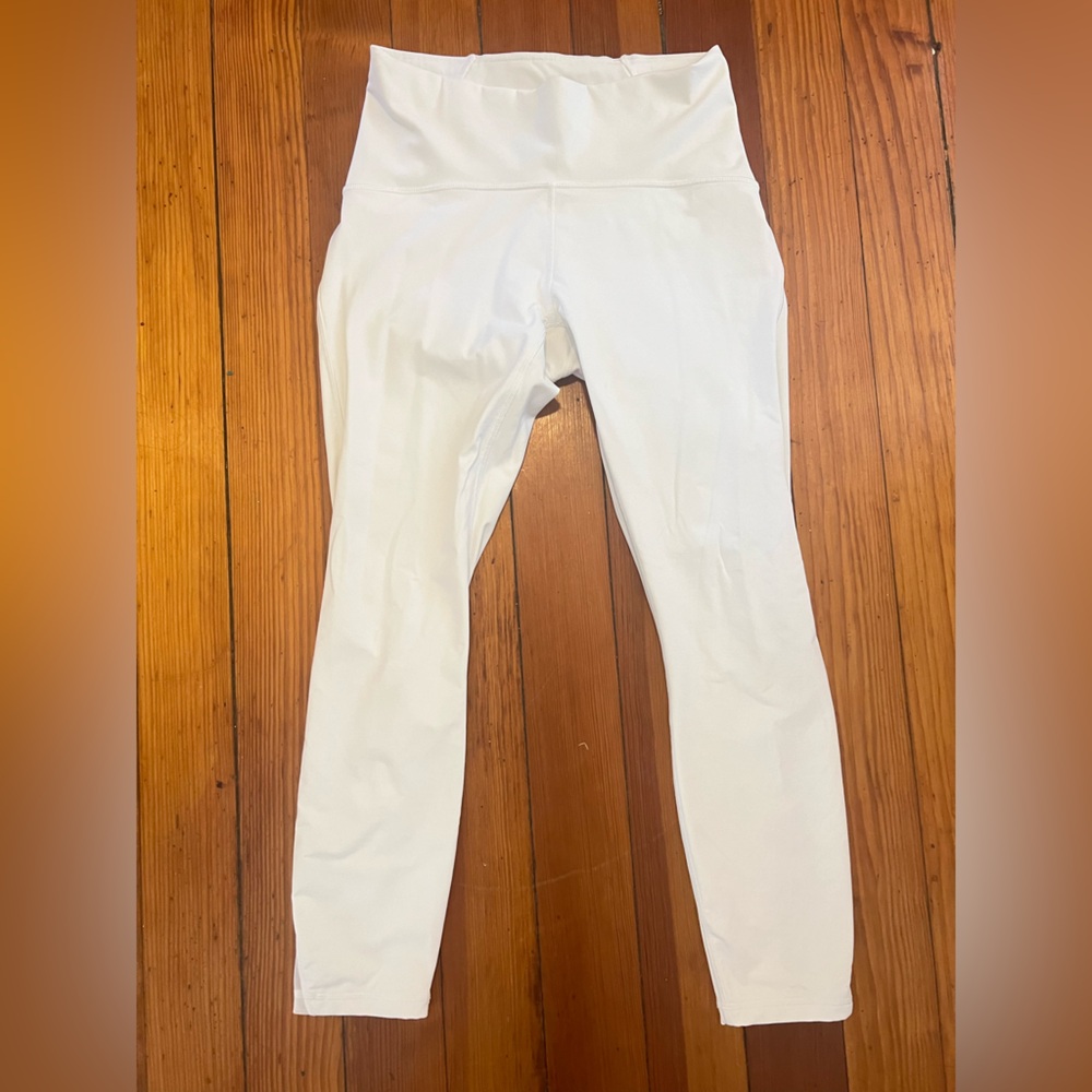 lululemon cropped leggings with mesh detail size 8